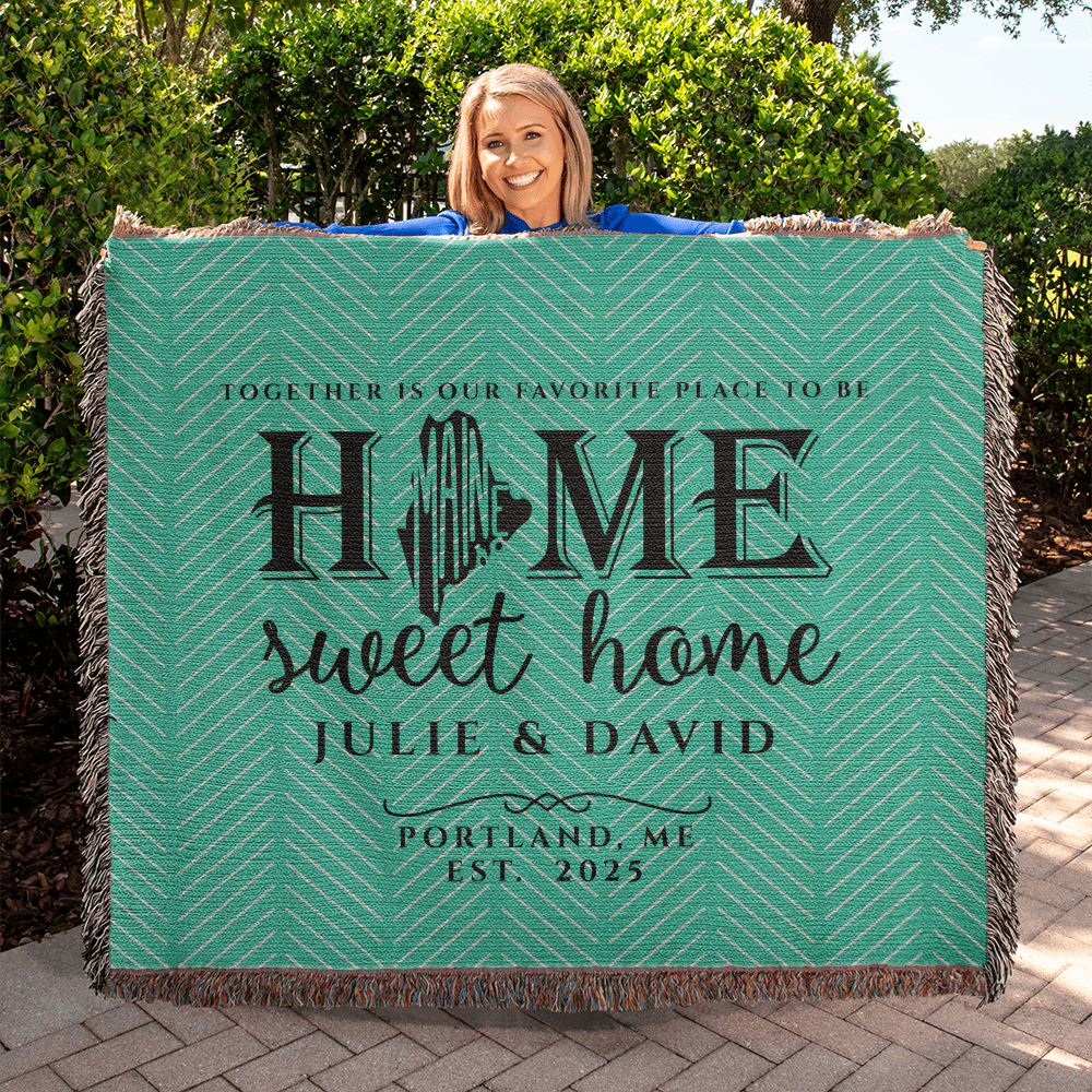 Personalized Maine Woven Blanket – Custom Home State Throw with Name & Location