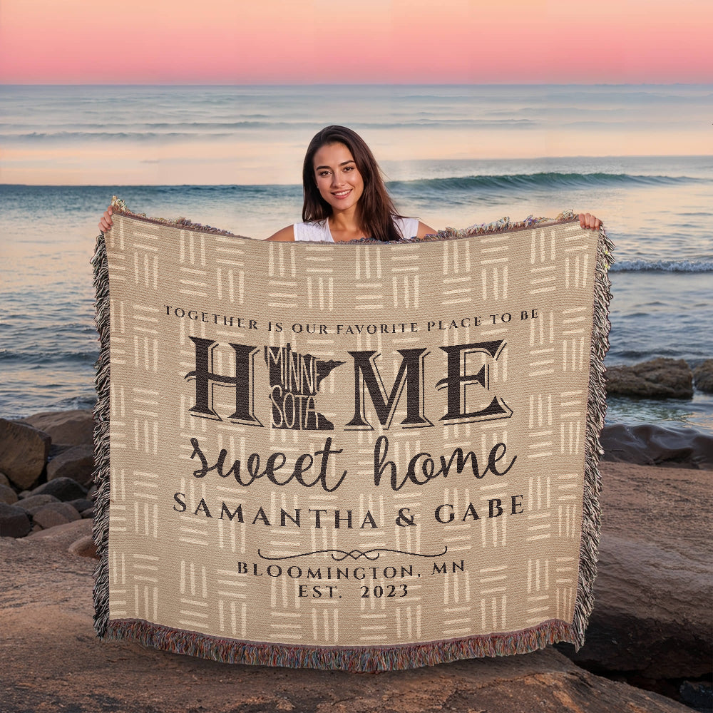 Personalized Minnesota Woven Blanket – Custom Home State Throw with Name & Location