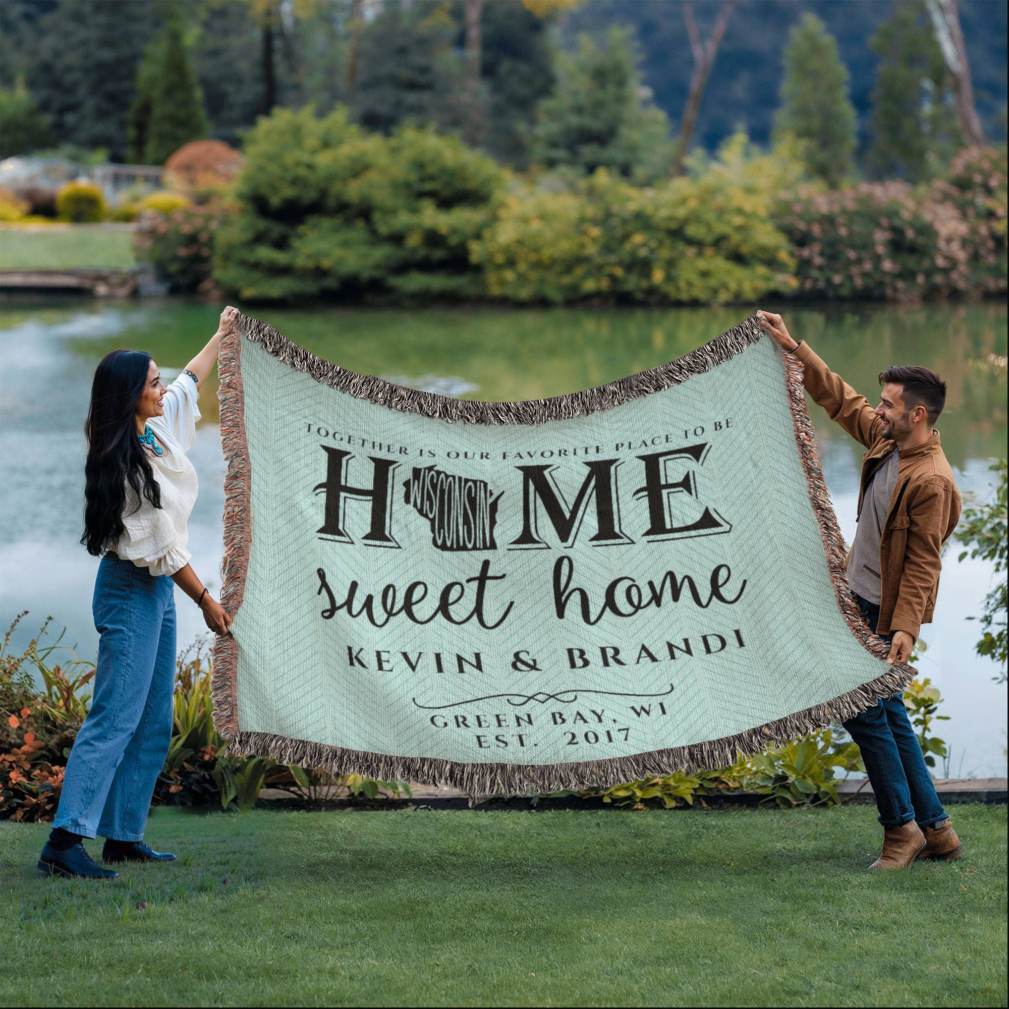 Personalized Wisconsin State Woven Blanket – Custom Home Throw for Couples