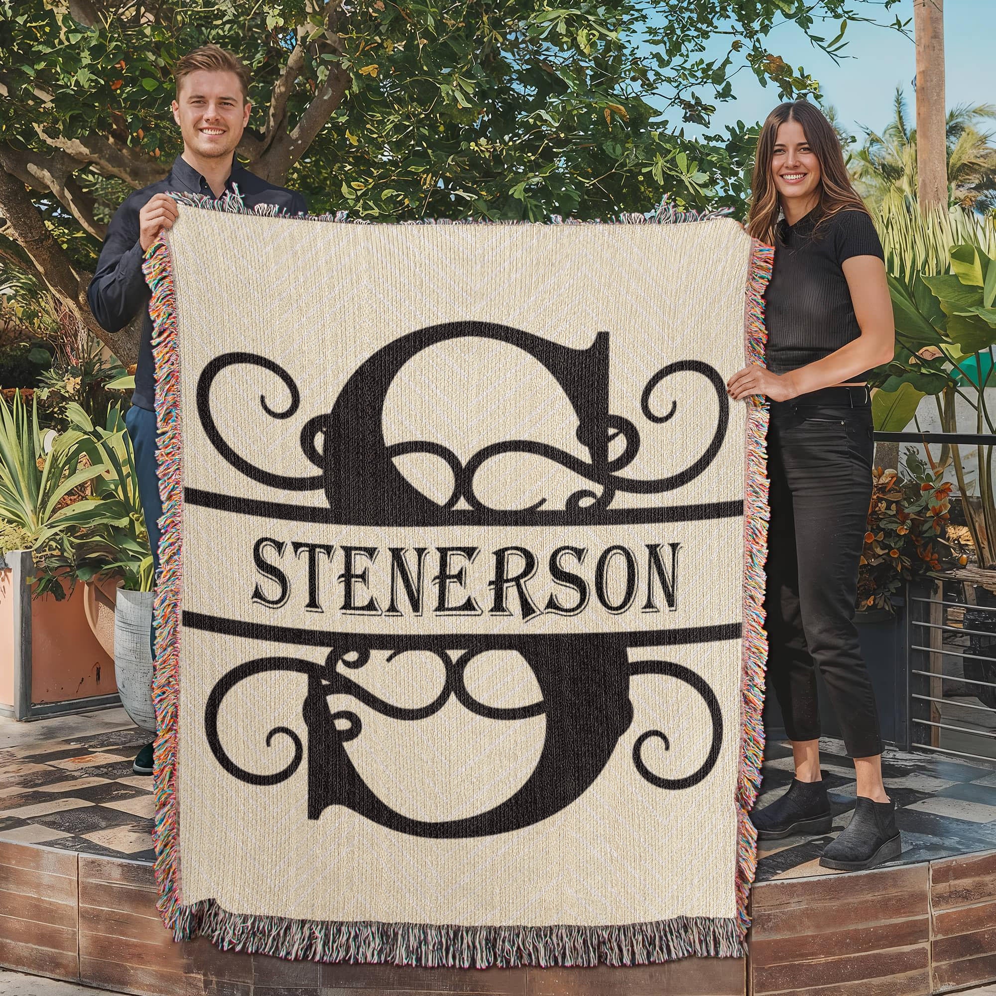 Personalized Swirled Monogram Family Name Woven Blanket Throw – Custom Home Gift