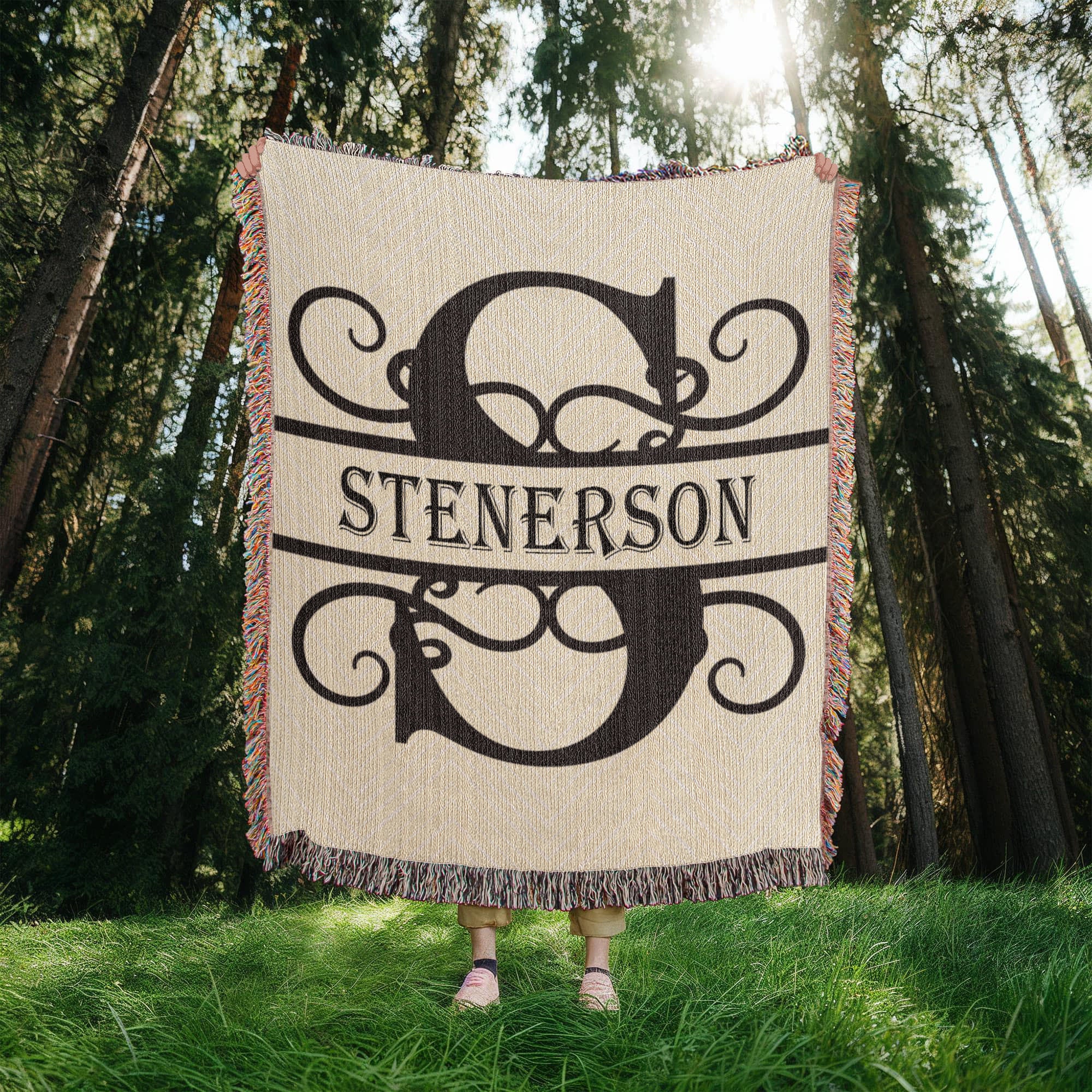 Personalized Swirled Monogram Family Name Woven Blanket Throw – Custom Home Gift
