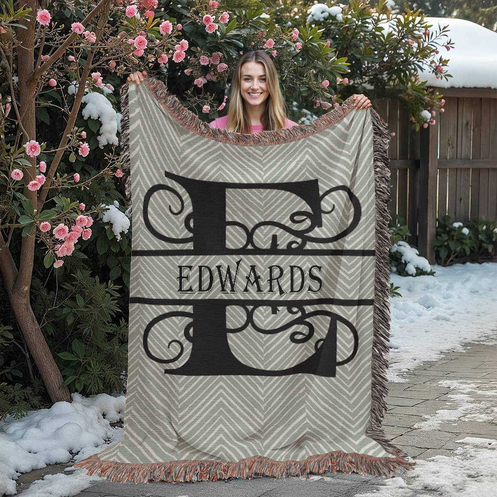 Personalized Swirled Monogram Family Name Woven Blanket Throw – Custom Home Gift