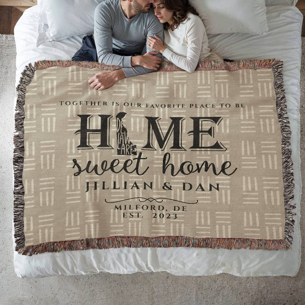 Personalized Delaware Woven Blanket – Custom Home State Throw with Name & Location