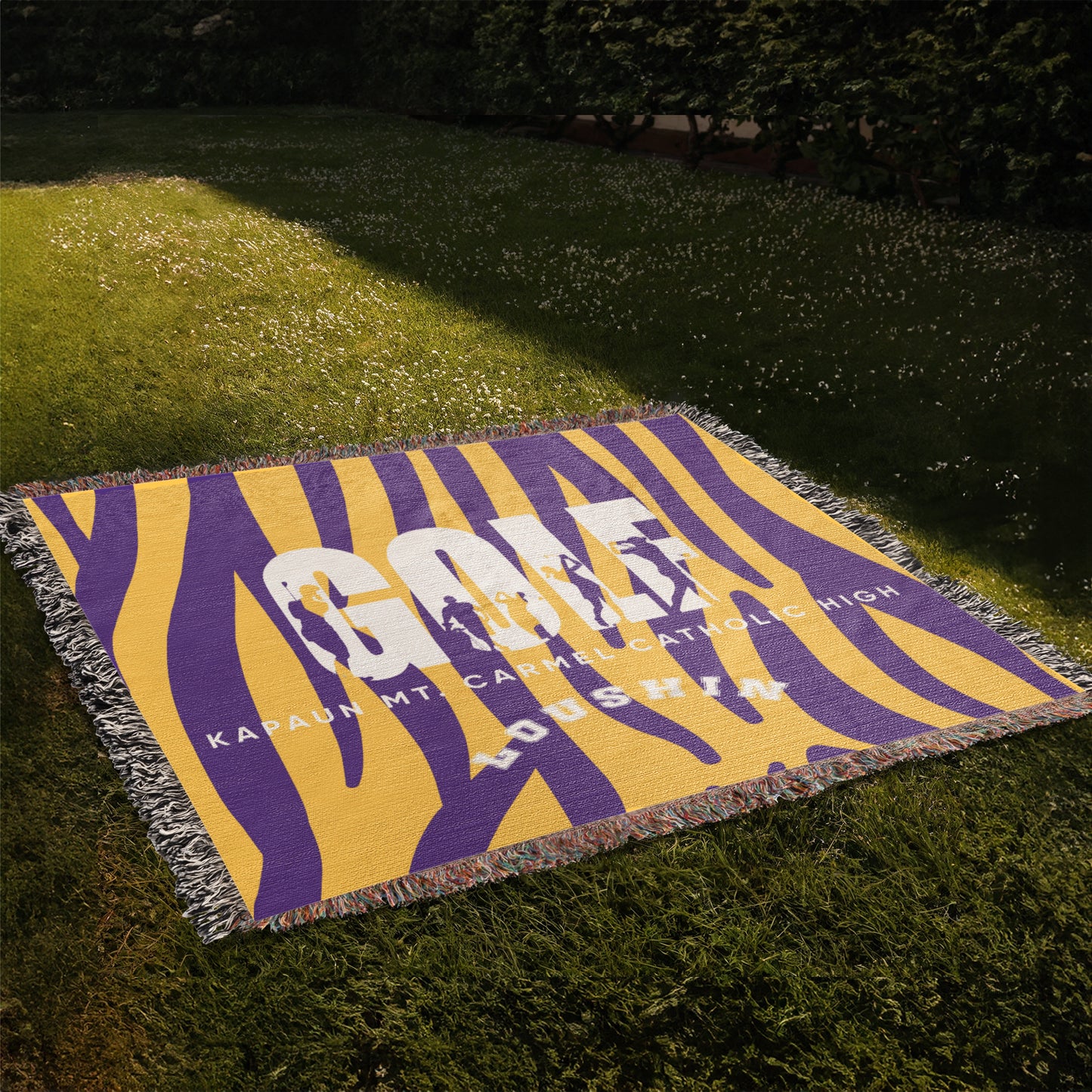 Personalized Golf Woven Blanket Throw – Custom Golfer Gift